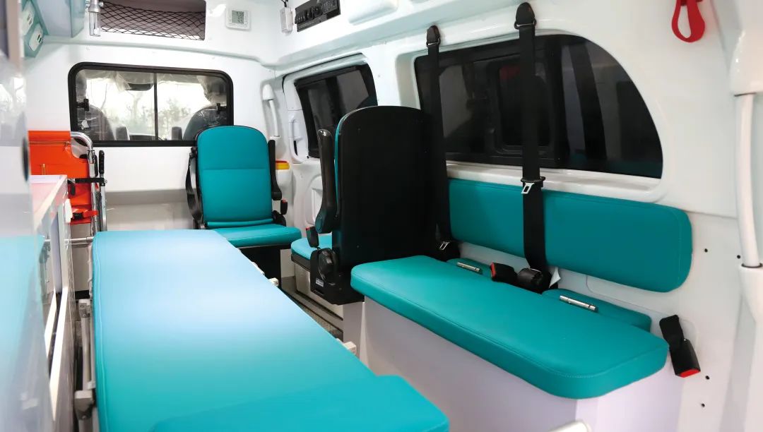 涨见识！你见过如此强大的特种车辆后援团吗？