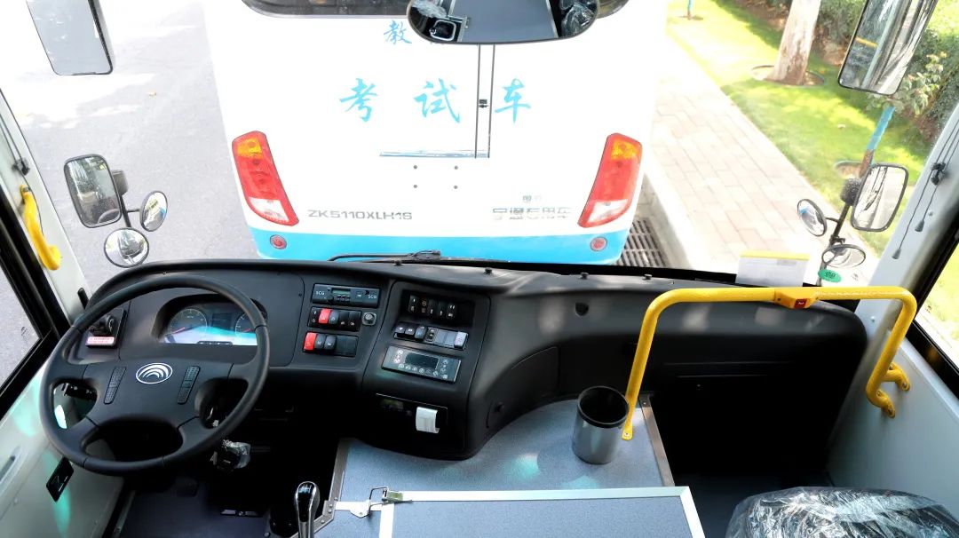 交车！壹定发驾考车批量交付吉林公安交通警察支队