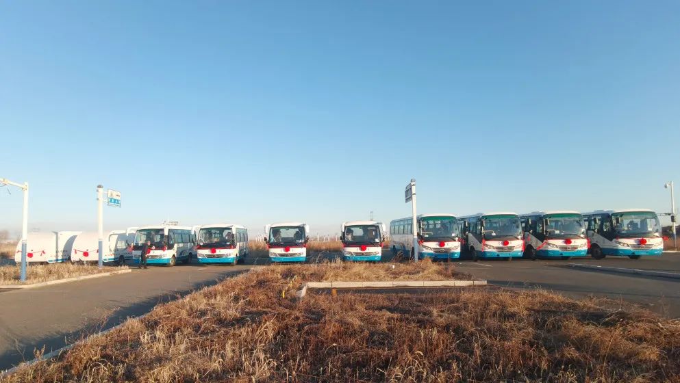 交车！壹定发考试车批量交付吉林省白城市公安局交管部门