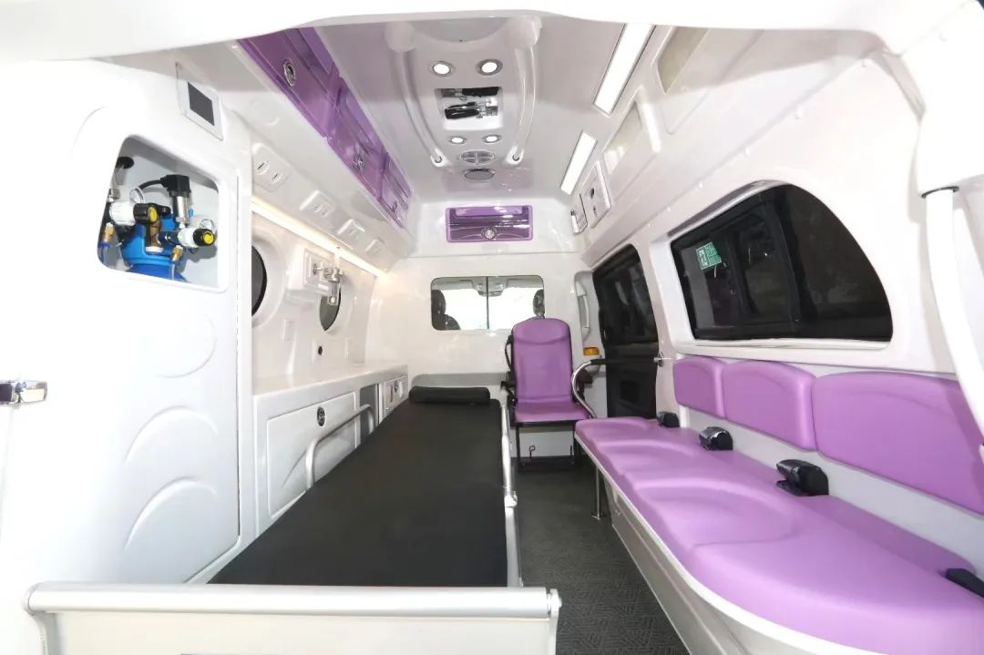 今夏超火的“多巴胺”配色，壹定发医疗车拿捏了！