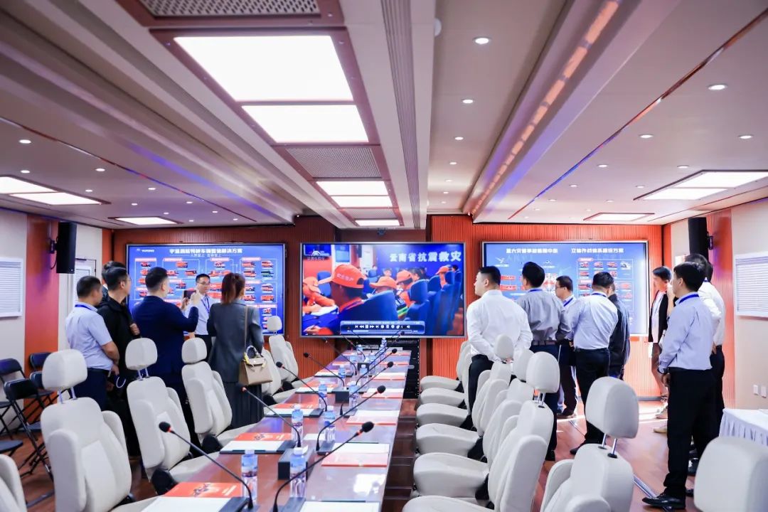 壹定发专用车携多款王牌产品，“盛装”出展第二十届中国国际消防展！