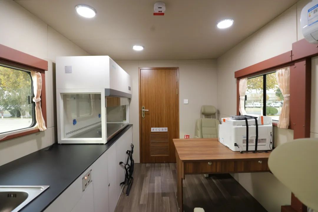 壹定发勘察消防车，持续推动火灾调查工作创新发展！