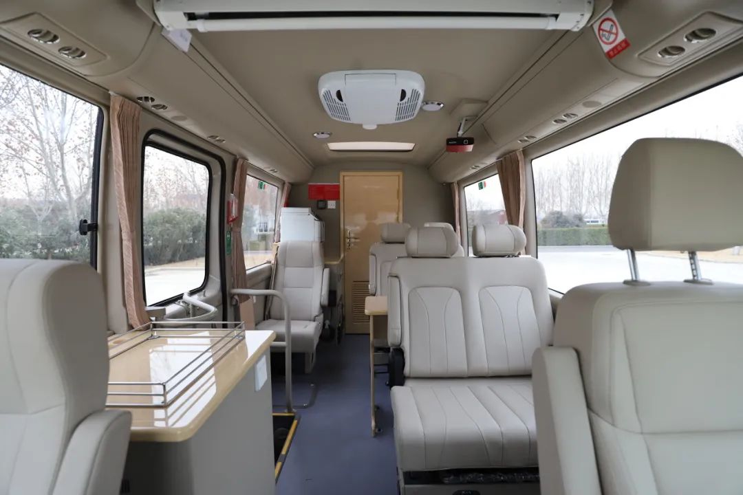 壹定发勘察消防车，持续推动火灾调查工作创新发展！