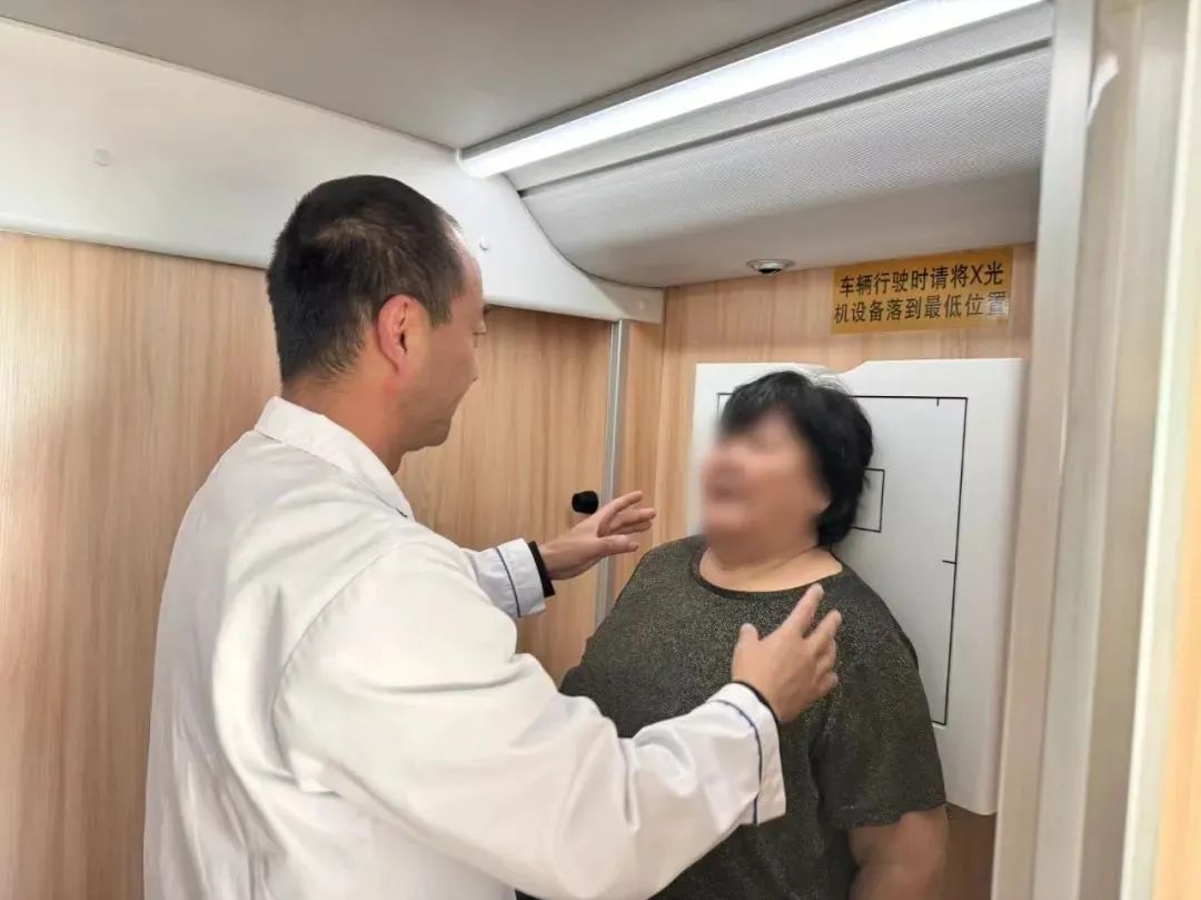 壹定发体检车走进蒙古国，打造草原上的“流动诊室”，铸造中蒙友谊的“健康纽带”