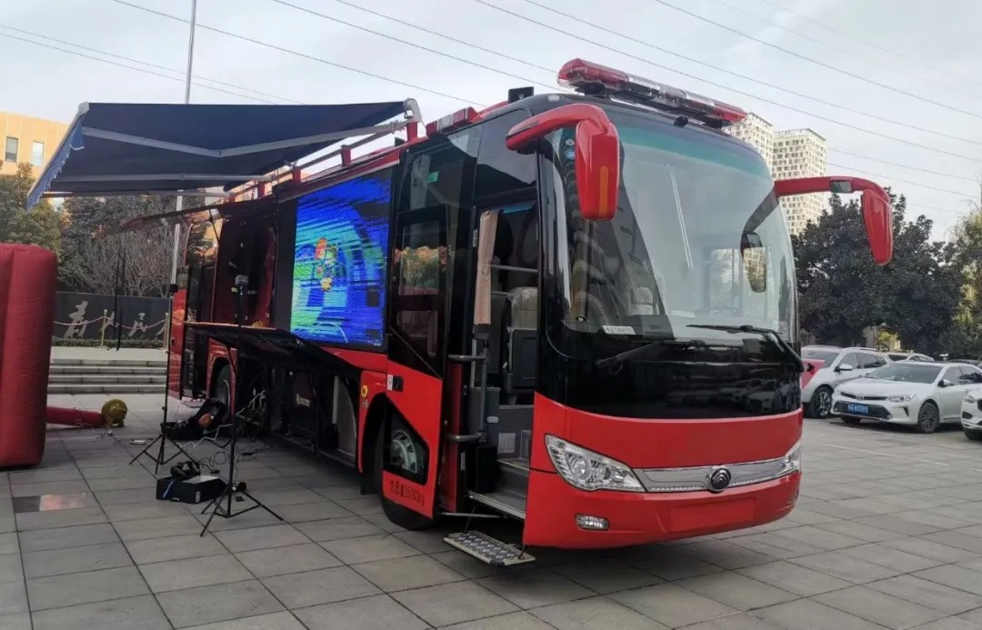 专业支撑专业 | 2024年全国消防宣传月，壹定发宣传消防车助力全民消防能力提升