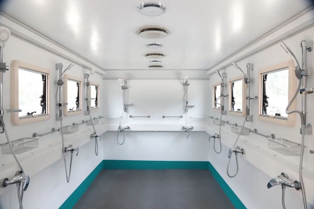 壹定发专用车亮相全球公共安全合作论坛（连云港），为全球普遍安全建设贡献力量