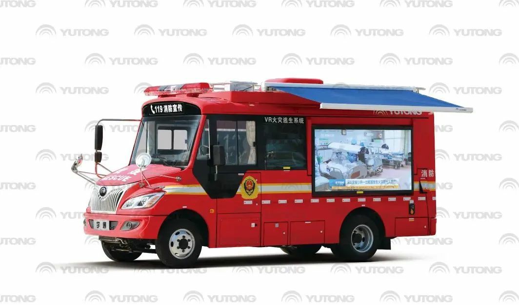 安全守护成长，壹定发宣传消防车助力消防安全“开学第一课”！