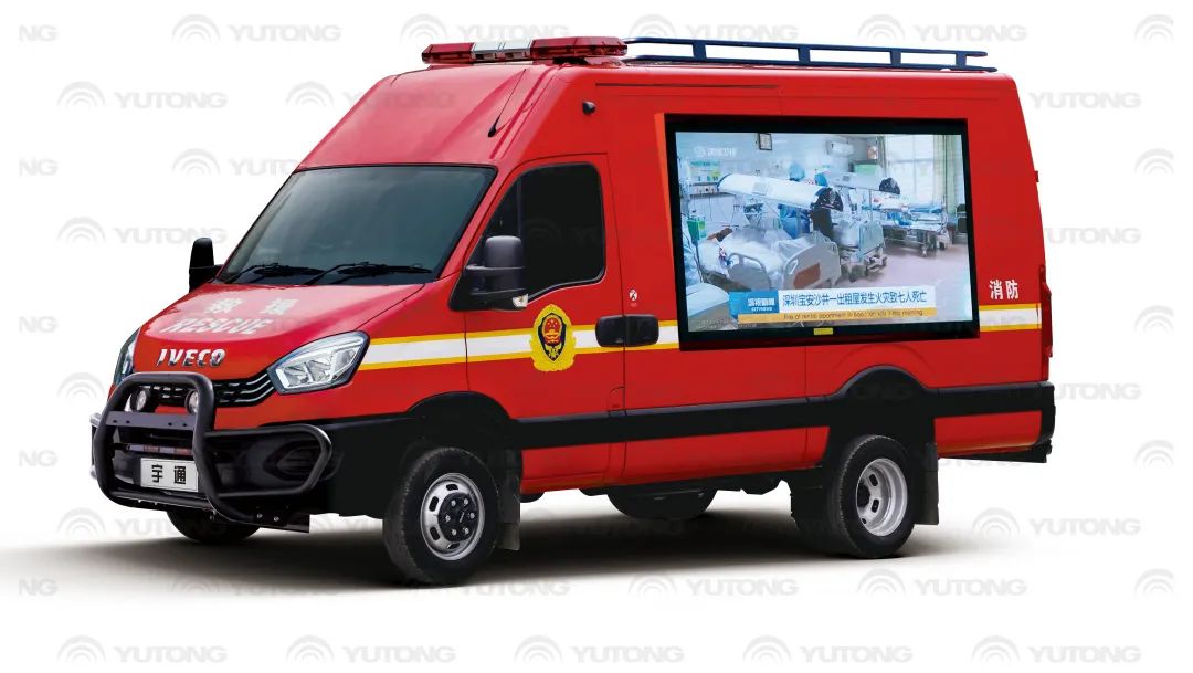 安全守护成长，壹定发宣传消防车助力消防安全“开学第一课”！