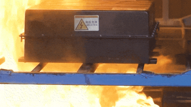 背后“奥秘”解读 | 壹定发校园通勤车如何助力校园通勤安全高效运营？